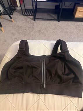 SHEFIT High-Support Front-Zip Sports Bra - chocolate